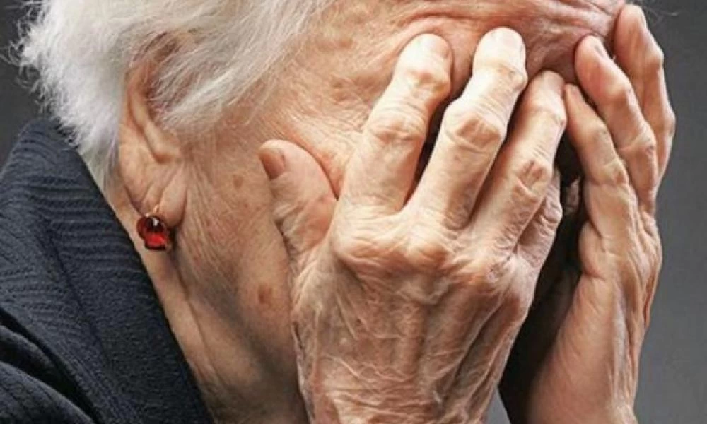 Ληστής "ξάφρισε" ανήμπορη ηλικιωμένη στον Τύρναβο